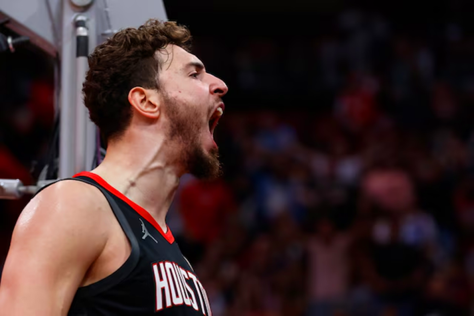 半岛体育APP-火箭队2连胜！申京33+9+6杜兰特33分连中关键三分阿门14助创新高